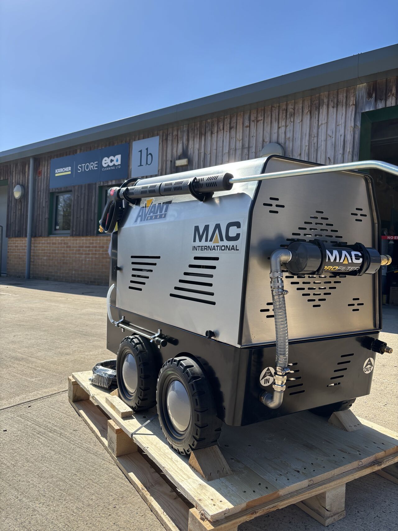 How To Choose The Best Pressure Washer For Your Needs.