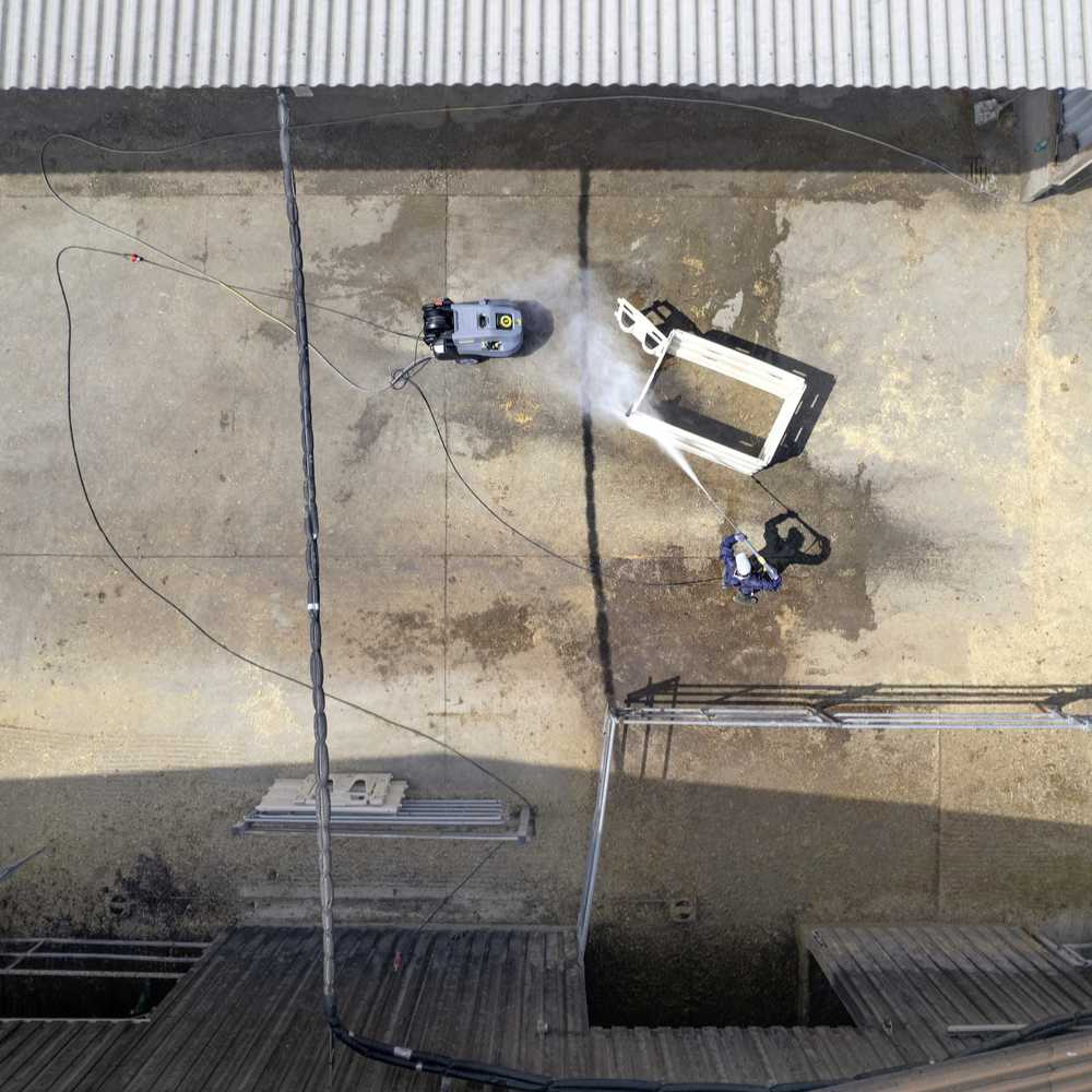 Karcher | Professional Hot Water Pressure Washer / Steam Cleaner | HDS 7/10-4 M