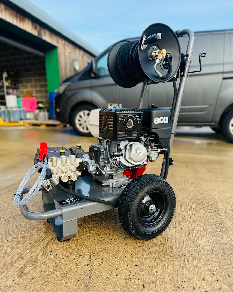 Unleashing Power: The Ultimate Guide to Choosing the Best Pressure Washer for Your Needs