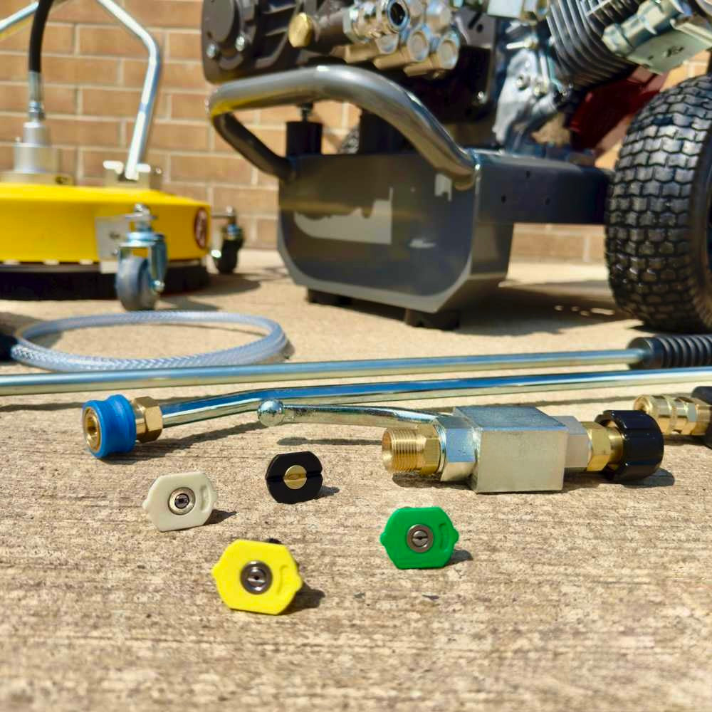 nozzle and flat surface cleaner 