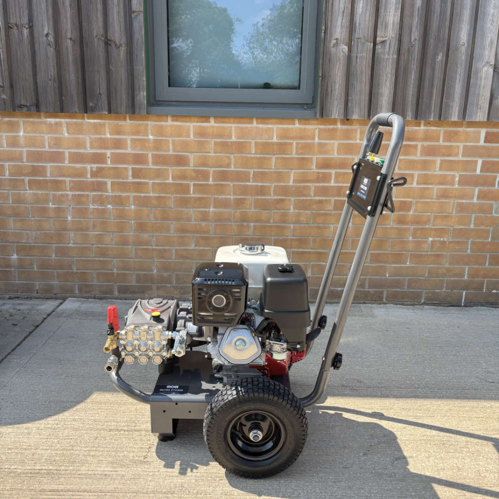 Petrol Pressure Washer For Exterior Cleaning