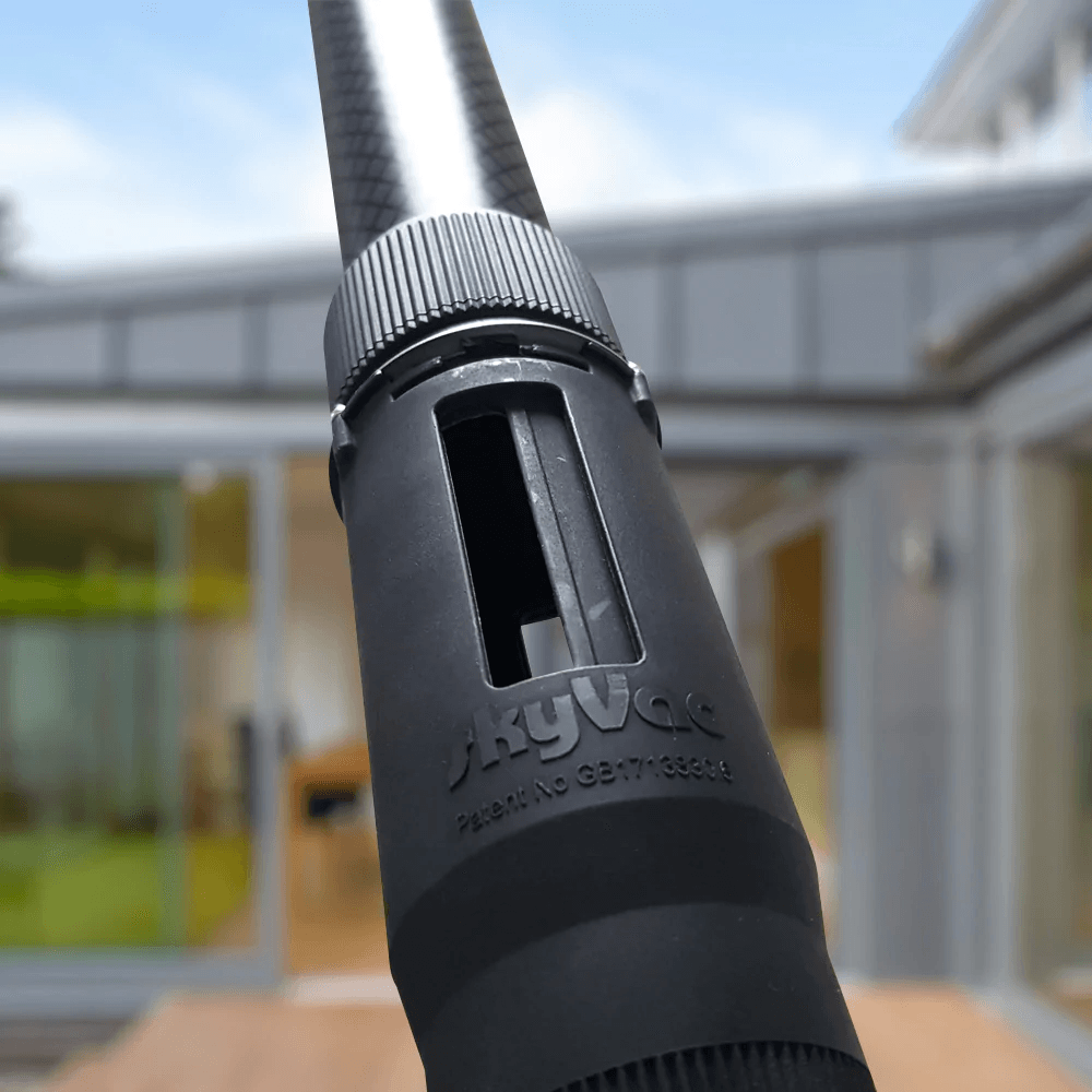 SkyVac | SkyVac Vac Release Elite Gutter Pole | SKYVR | ECA Cleaning Ltd